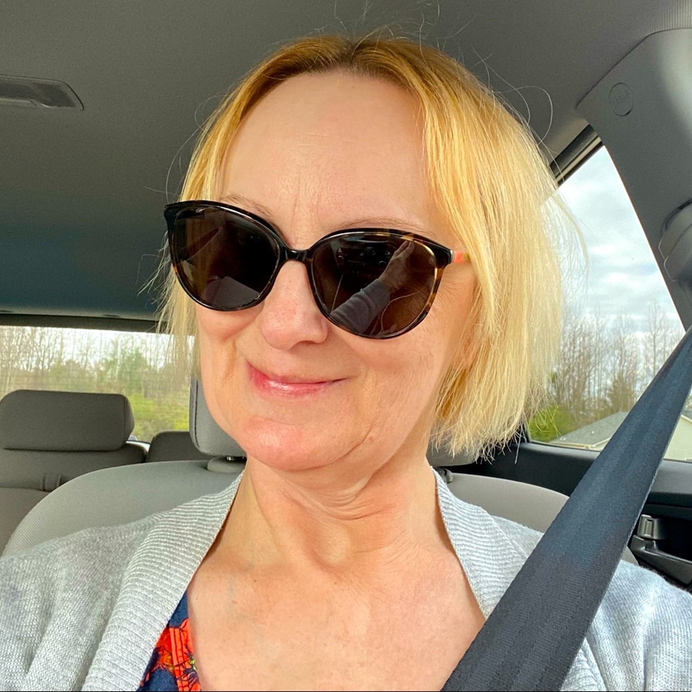 Meet your Posher, Beata